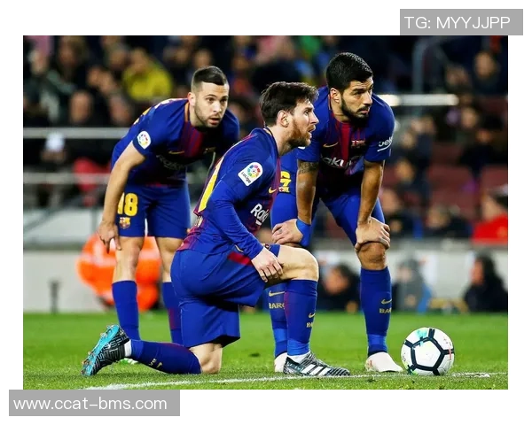 巴萨与赫罗纳热身赛精彩回顾球员表现与战术分析