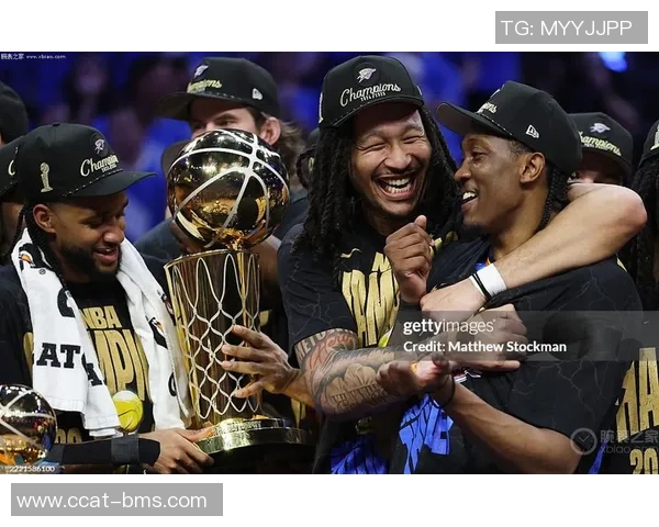 热火与雷霆激战总决赛第五场谁将捧起NBA冠军奖杯